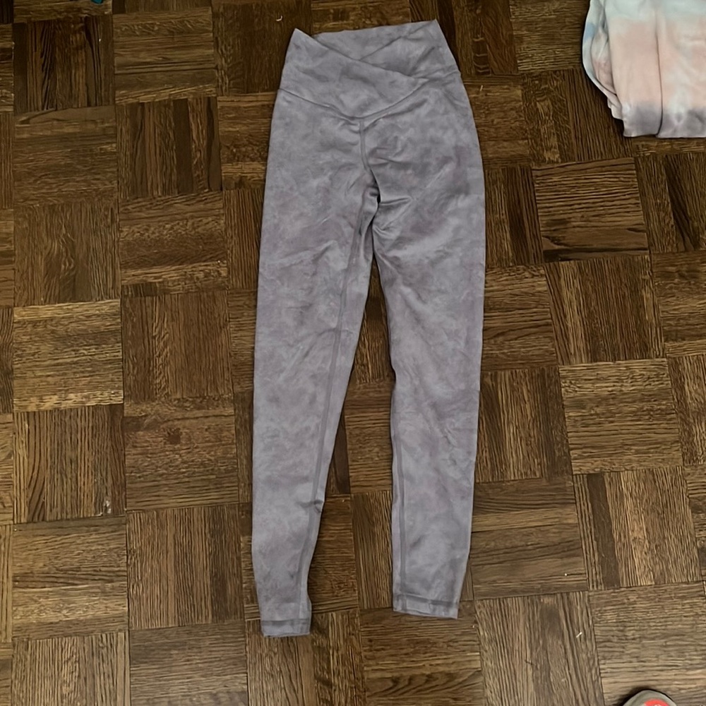 offline by Arie crossover leggings